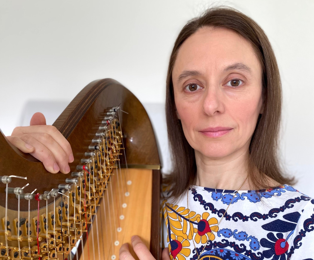 Elisabeth Chardonnet, harp